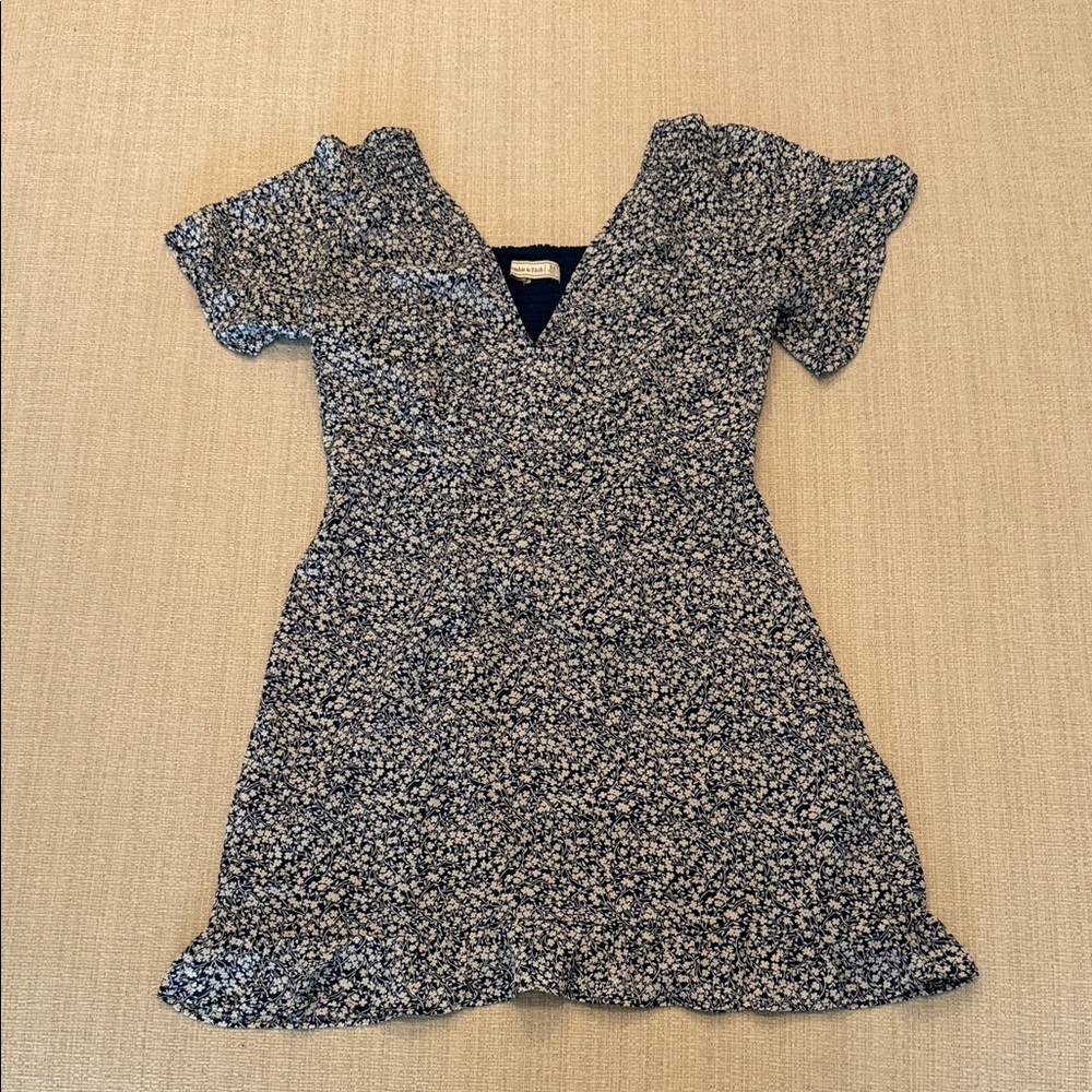 Abercrombie and Fitch floral blue and white dress
